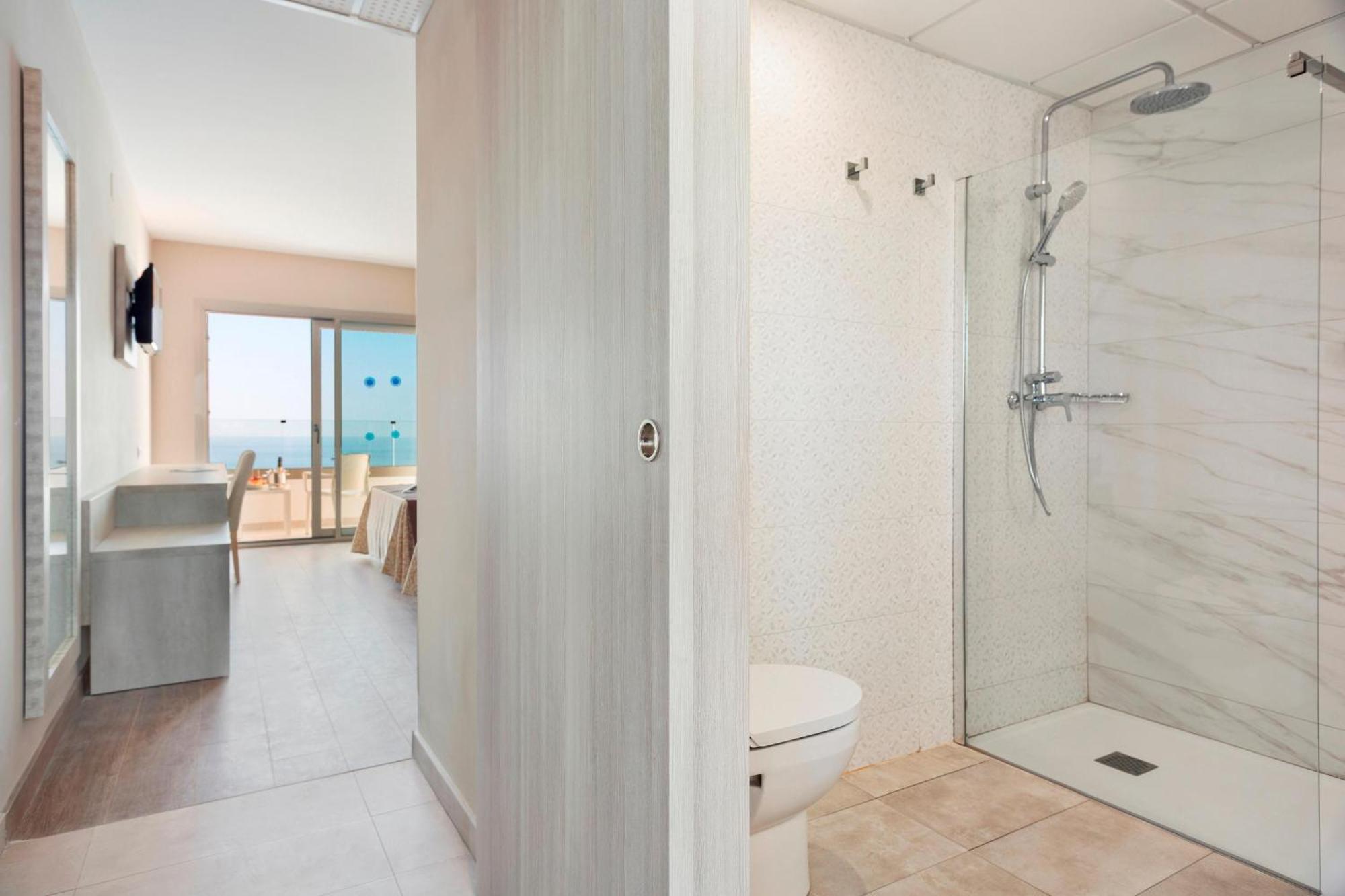 Hotel Best Punta Dorada Салоу Екстериор снимка
