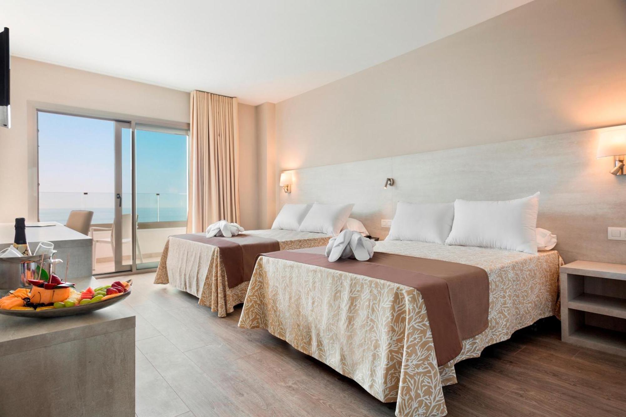 Hotel Best Punta Dorada Салоу Екстериор снимка